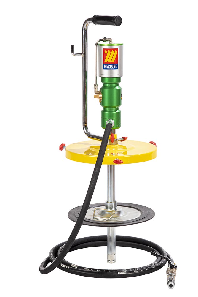 Pneumatic grease pump set for drums