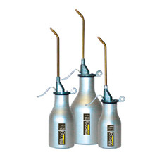 Merkur double-action oil can